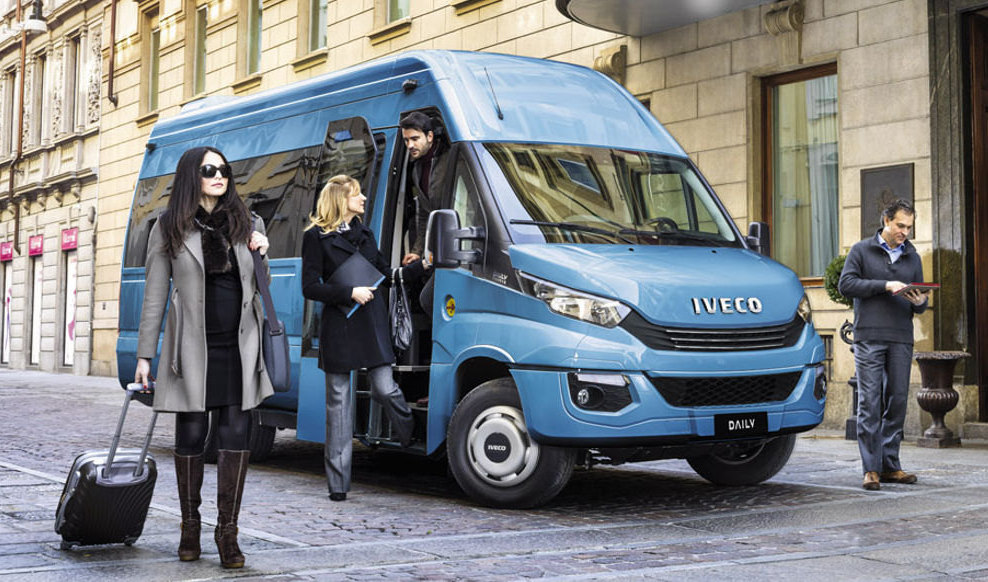 IVECO Daily Bus w atrakcyjnych pakietach serwisowych